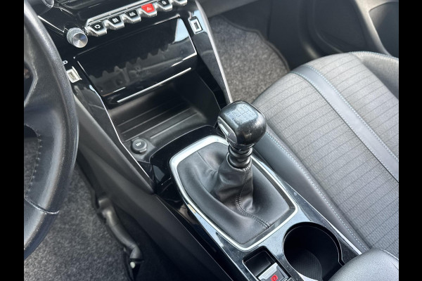Peugeot 208 1.2 PT Allure | 100pk! | Rijklaar geleverd incl onderhoudsbeurt en 12 maanden BOVAG garantie! |