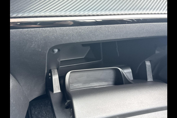 Peugeot 208 1.2 PT Allure | 100pk! | Rijklaar geleverd incl onderhoudsbeurt en 12 maanden BOVAG garantie! |