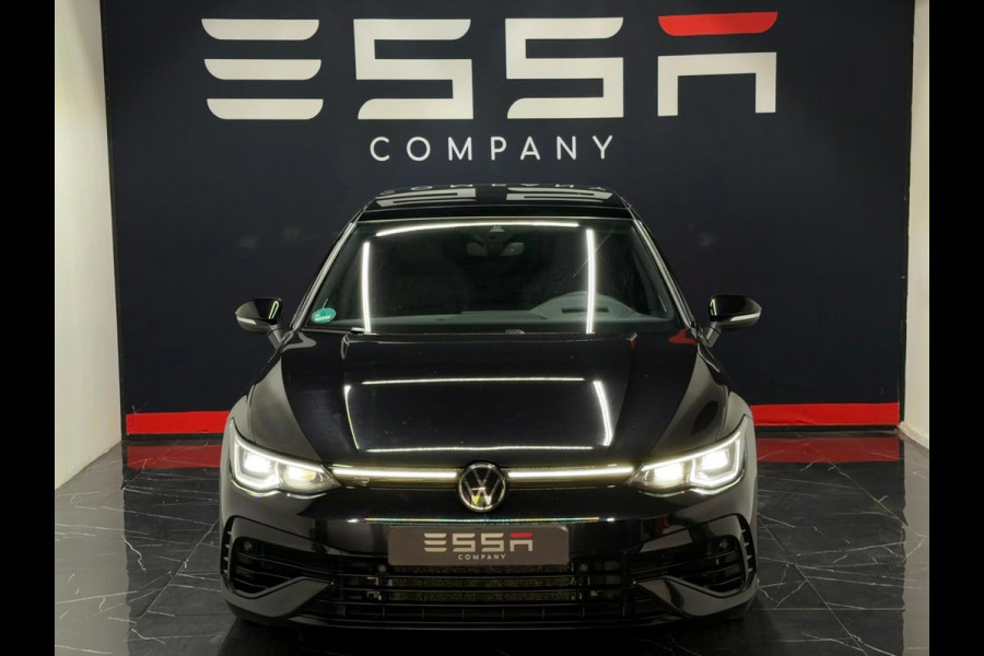 Volkswagen Golf 2.0 TSI R 4Motion Pano Akra Memory HUD H&K Full Option