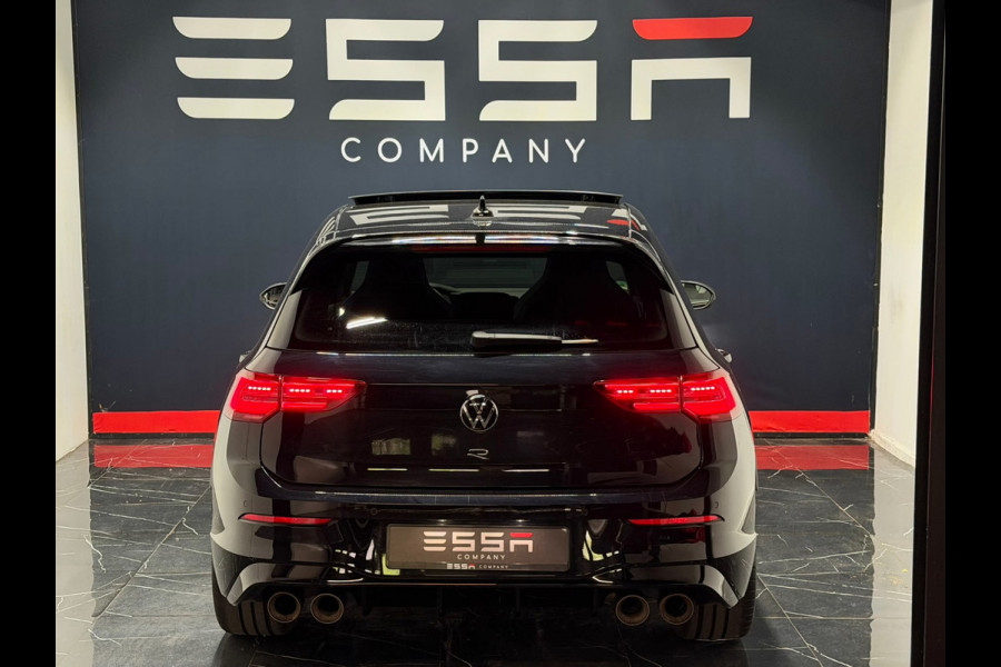 Volkswagen Golf 2.0 TSI R 4Motion Pano Akra Memory HUD H&K Full Option