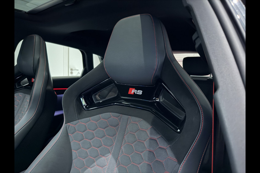 Audi RS3 Sportback 2.5 TFSI RS 3 quattro Kuipstoelen|Sonos|Panorama|Camera