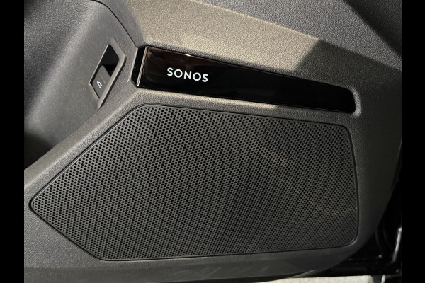 Audi RS3 Sportback 2.5 TFSI RS 3 quattro Kuipstoelen|Sonos|Panorama|Camera
