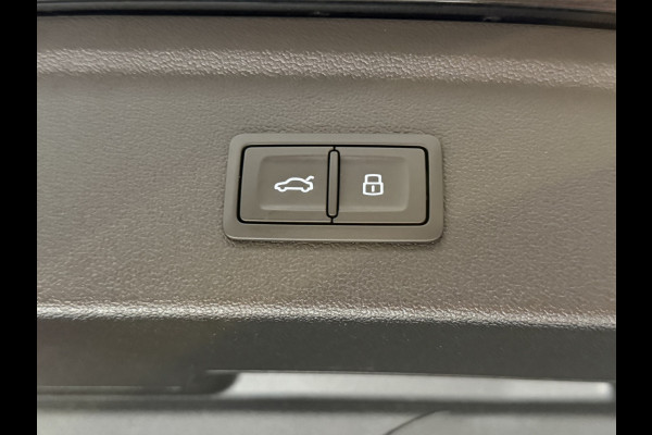 Audi RS3 Sportback 2.5 TFSI RS 3 quattro Kuipstoelen|Sonos|Panorama|Camera