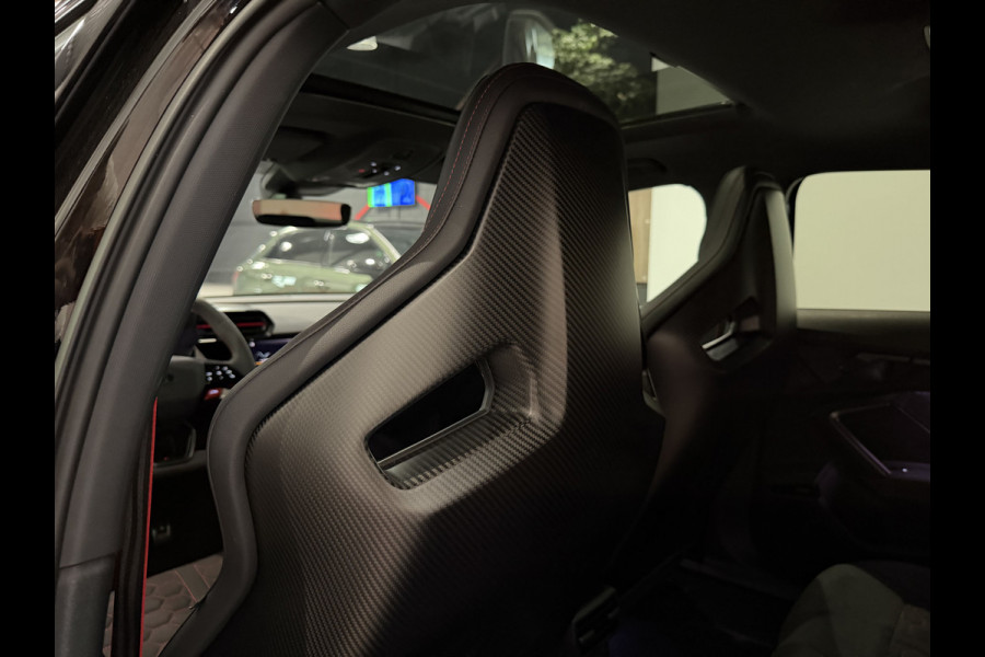 Audi RS3 Sportback 2.5 TFSI RS 3 quattro Kuipstoelen|Sonos|Panorama|Camera