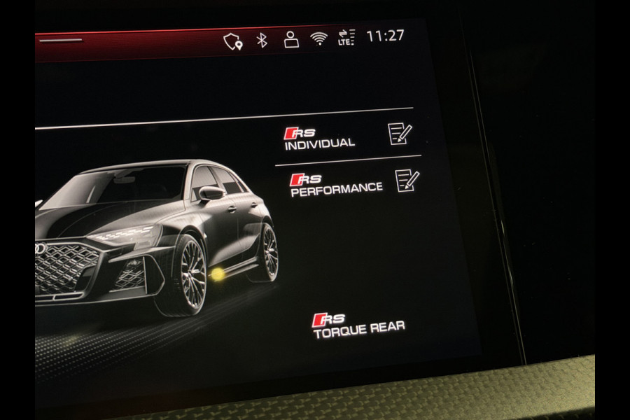 Audi RS3 Sportback 2.5 TFSI RS 3 quattro Kuipstoelen|Sonos|Panorama|Camera