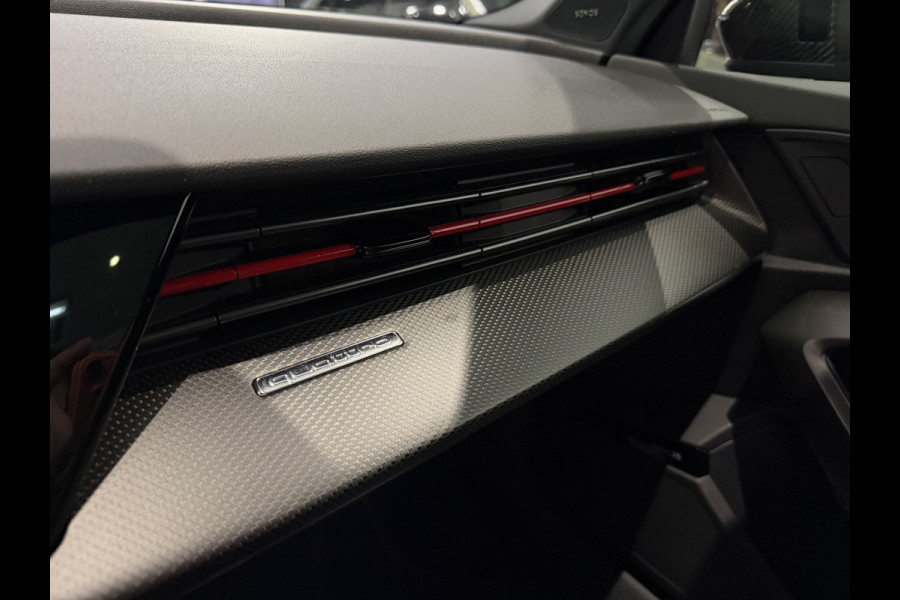 Audi RS3 Sportback 2.5 TFSI RS 3 quattro Kuipstoelen|Sonos|Panorama|Camera