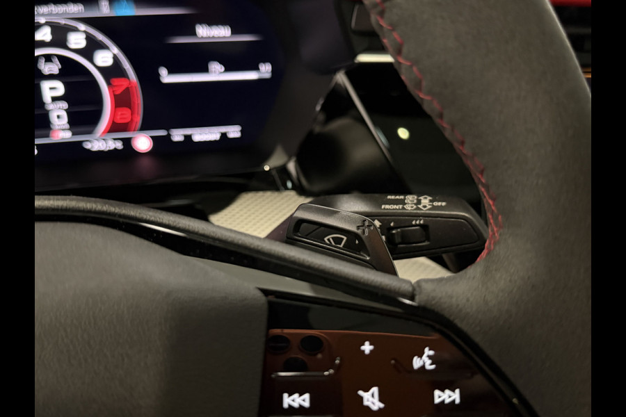Audi RS3 Sportback 2.5 TFSI RS 3 quattro Kuipstoelen|Sonos|Panorama|Camera