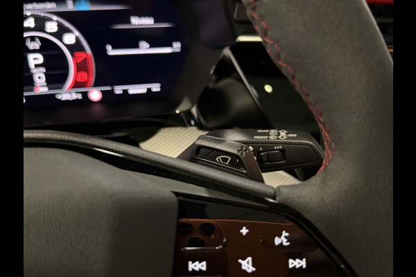 Audi RS3 Sportback 2.5 TFSI RS 3 quattro Kuipstoelen|Sonos|Panorama|Camera