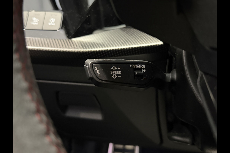 Audi RS3 Sportback 2.5 TFSI RS 3 quattro Kuipstoelen|Sonos|Panorama|Camera
