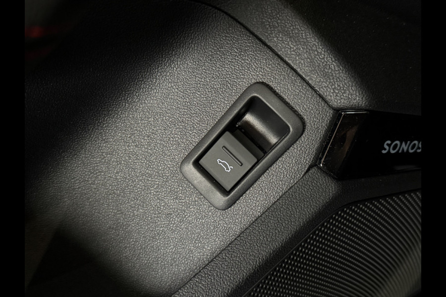 Audi RS3 Sportback 2.5 TFSI RS 3 quattro Kuipstoelen|Sonos|Panorama|Camera