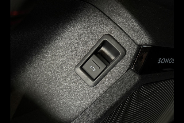 Audi RS3 Sportback 2.5 TFSI RS 3 quattro Kuipstoelen|Sonos|Panorama|Camera