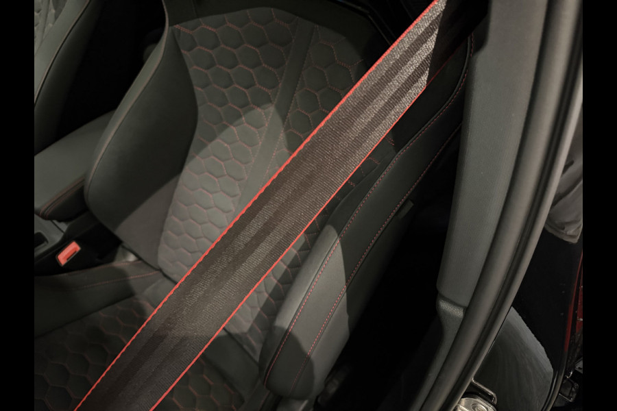 Audi RS3 Sportback 2.5 TFSI RS 3 quattro Kuipstoelen|Sonos|Panorama|Camera
