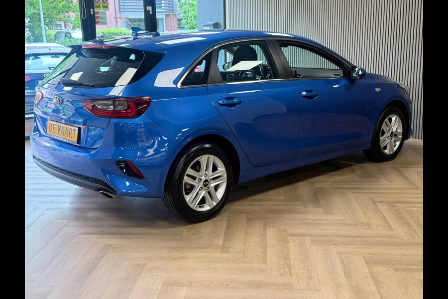 Kia Ceed 1.4 T-GDi DynamicLine AUT 140PK NAVI CRUISE CLIMATE CONTROL CAMERA CARPLAY PDC