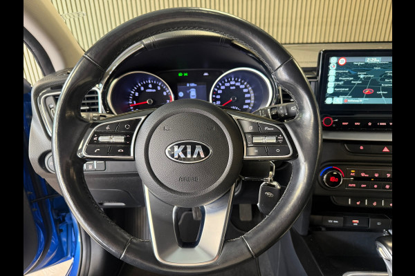 Kia Ceed 1.4 T-GDi DynamicLine AUT 140PK NAVI CRUISE CLIMATE CONTROL CAMERA CARPLAY PDC