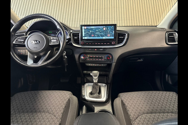 Kia Ceed 1.4 T-GDi DynamicLine AUT 140PK NAVI CRUISE CLIMATE CONTROL CAMERA CARPLAY PDC