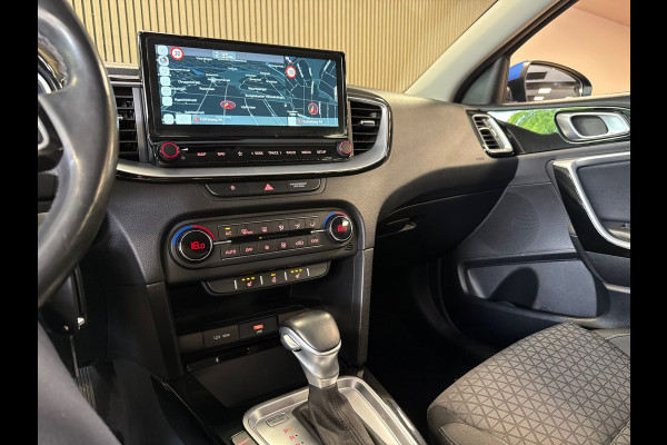 Kia Ceed 1.4 T-GDi DynamicLine AUT 140PK NAVI CRUISE CLIMATE CONTROL CAMERA CARPLAY PDC