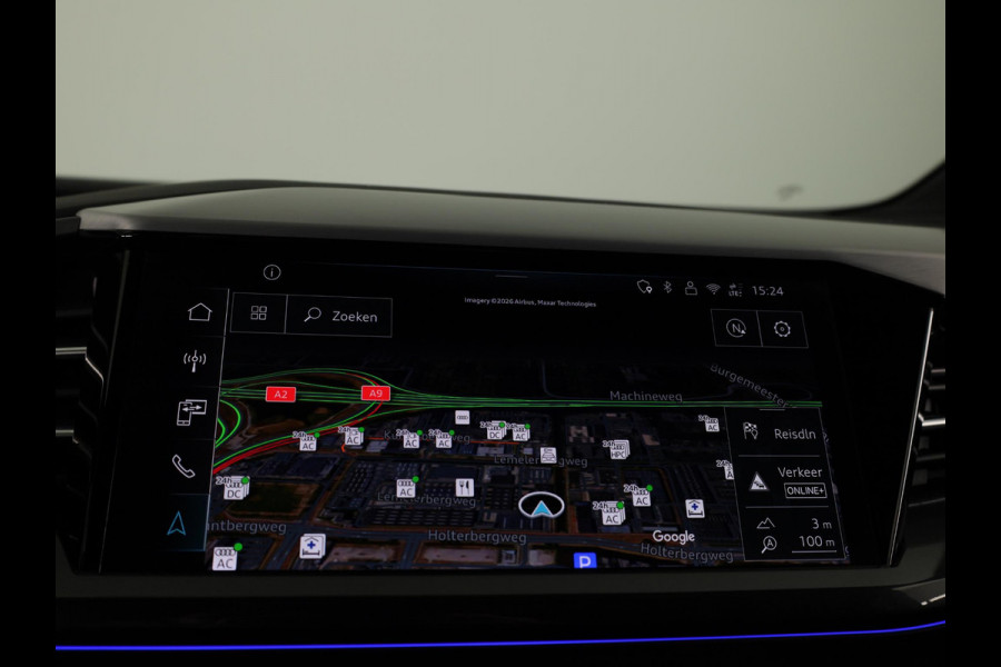 Audi Q4 e-tron 45 quattro S Edition Competition 82 kWh 286pk | Glazen panoramadak | Optiekpakket zwart plus | Assistentiepakket plus | Q4 E-Tron Stylingpakket