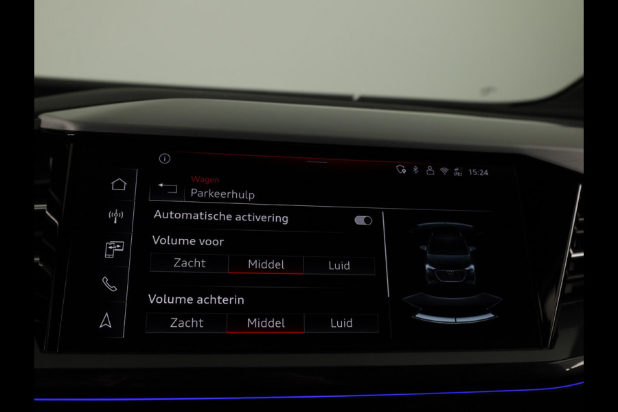 Audi Q4 e-tron 45 quattro S Edition Competition 82 kWh 286pk | Glazen panoramadak | Optiekpakket zwart plus | Assistentiepakket plus | Q4 E-Tron Stylingpakket