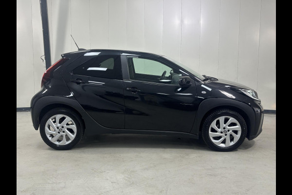 Toyota Aygo X FIRST*ACC*CAMERA*ECC*CARPLAY*5-DEURS*NAP*LM-VELGEN