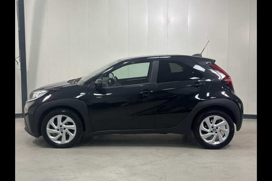 Toyota Aygo X FIRST*ACC*CAMERA*ECC*CARPLAY*5-DEURS*NAP*LM-VELGEN