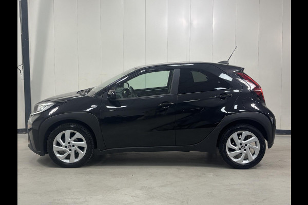 Toyota Aygo X FIRST*ACC*CAMERA*ECC*CARPLAY*5-DEURS*NAP*LM-VELGEN