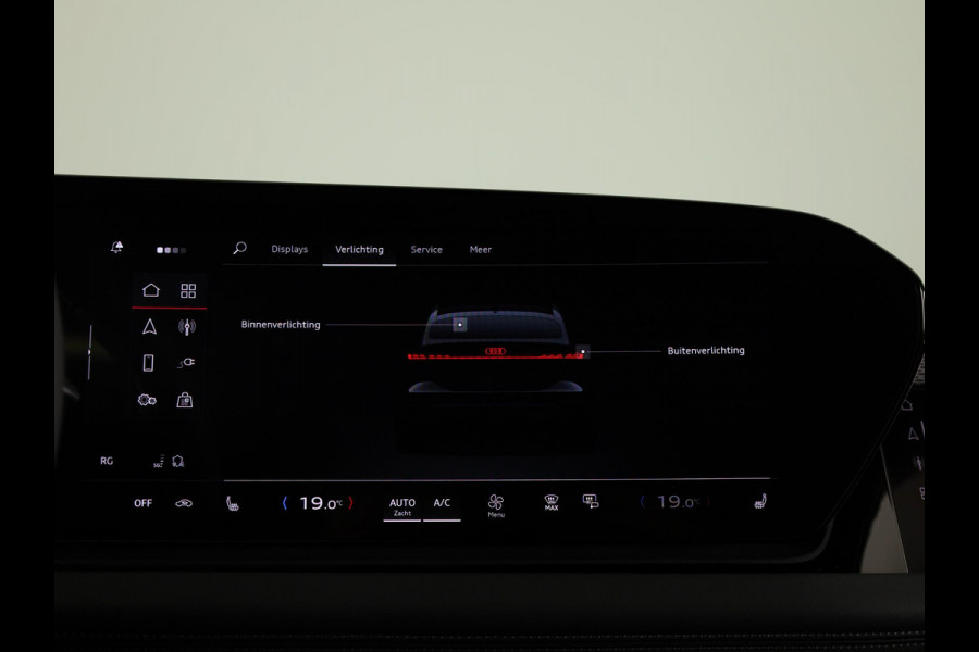 Audi A6 Sportback e-tron S edition 83 kWh 286pk | Trekhaak wegklapbaar | Sportstoelen met lederen bekleding | Verwambare stoelen voor en achter| 20 inch Lichtmetalen velgen
