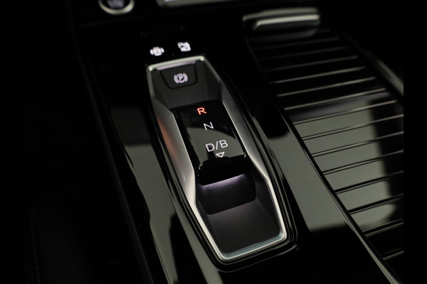 Audi A6 Sportback e-tron S edition 83 kWh 286pk | Trekhaak wegklapbaar | Sportstoelen met lederen bekleding | Verwambare stoelen voor en achter| 20 inch Lichtmetalen velgen