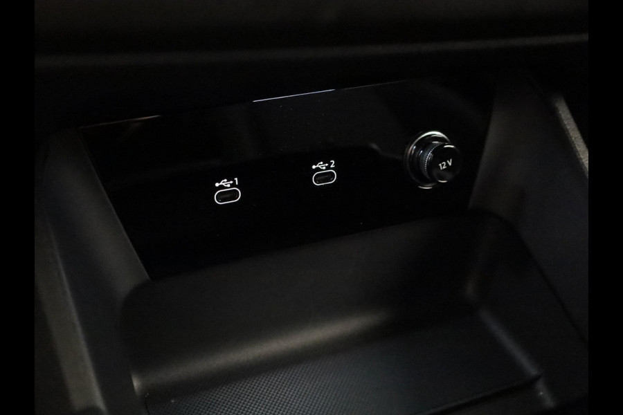 Audi A6 Sportback e-tron S edition 83 kWh 286pk | Trekhaak wegklapbaar | Sportstoelen met lederen bekleding | Verwambare stoelen voor en achter| 20 inch Lichtmetalen velgen