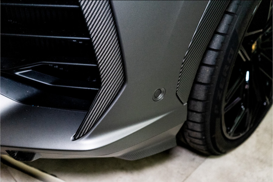 Lamborghini Urus 4.0 V8 Hybrid SE 800PK | Ad Personam | Grigio Keres Matt | Carbon | Akrapovic | 3D B&O | Service Package 5YR | 3 JAAR FABRIEKSGA GERESERVEERD