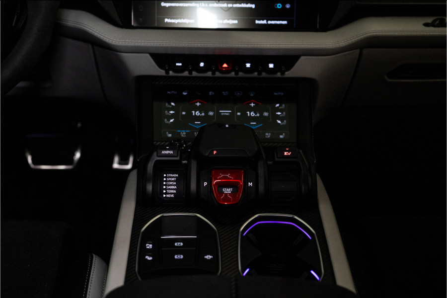 Lamborghini Urus 4.0 V8 Hybrid SE 800PK | Ad Personam | Grigio Keres Matt | Carbon | Akrapovic | 3D B&O | Service Package 5YR | 3 JAAR FABRIEKSGA GERESERVEERD