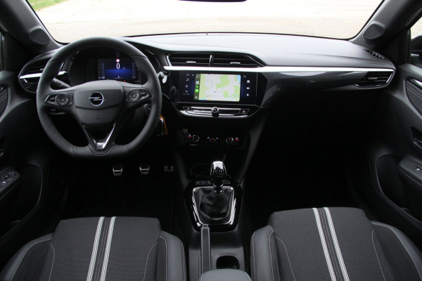 Opel Corsa 1.2 Turbo Ultimate 100PK | PANO | STOEL/STUUR VERWARMD | BLISS | CAMERA |CRUISE | DODEHOEK | CARPLAY | LMV17'' |