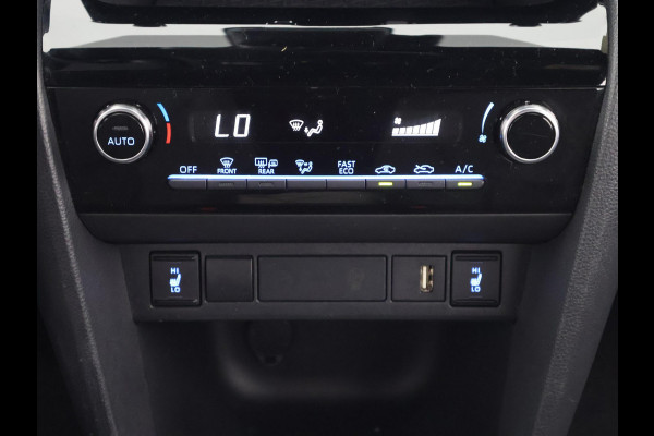 Toyota Yaris Cross 1.5 Hybrid 115 Dynamic Luxury | Stuur- & Stoelverwarming | Apple Carplay & AndroidAUTO | Camera |