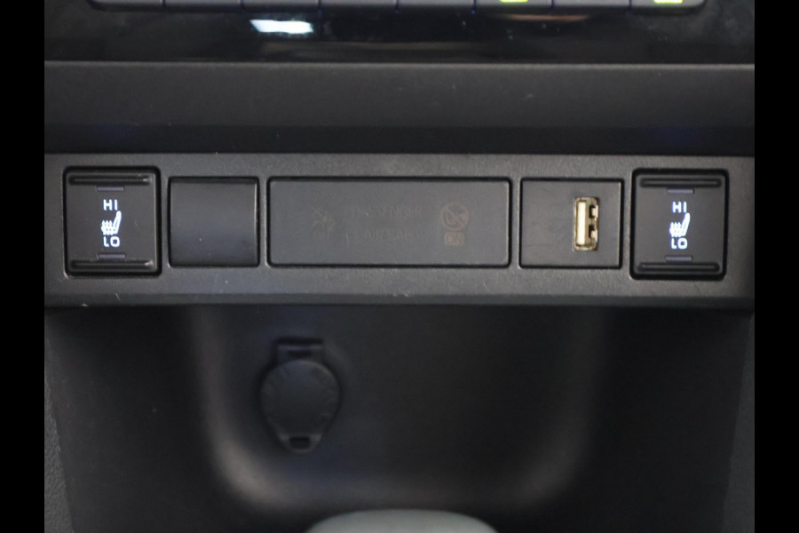 Toyota Yaris Cross 1.5 Hybrid 115 Dynamic Luxury | Stuur- & Stoelverwarming | Apple Carplay & AndroidAUTO | Camera |