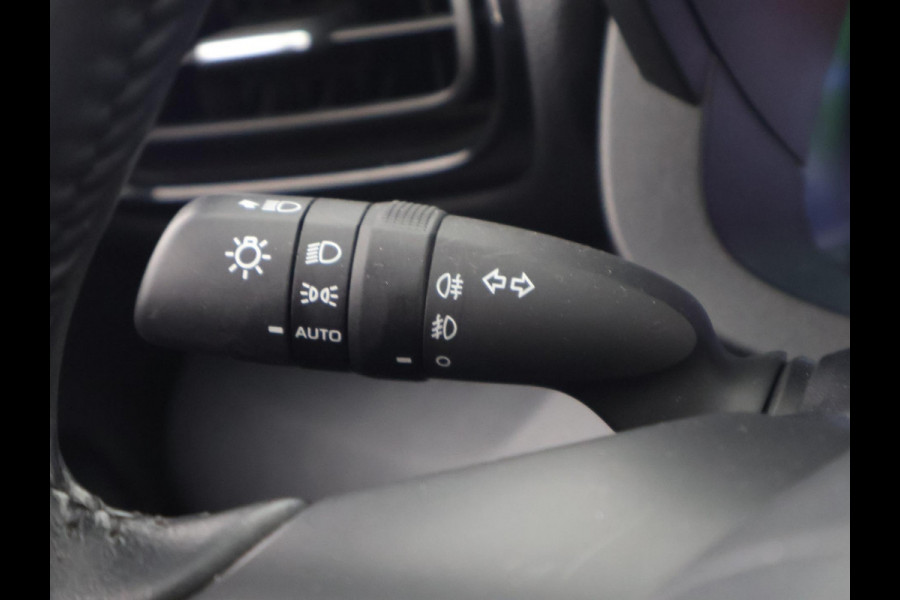 Toyota Yaris Cross 1.5 Hybrid 115 Dynamic Luxury | Stuur- & Stoelverwarming | Apple Carplay & AndroidAUTO | Camera |