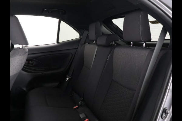 Toyota Yaris Cross 1.5 Hybrid 115 Dynamic Luxury | Stuur- & Stoelverwarming | Apple Carplay & AndroidAUTO | Camera |