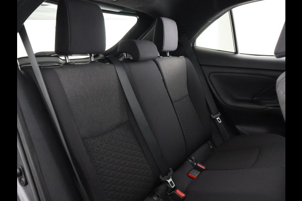 Toyota Yaris Cross 1.5 Hybrid 115 Dynamic Luxury | Stuur- & Stoelverwarming | Apple Carplay & AndroidAUTO | Camera |
