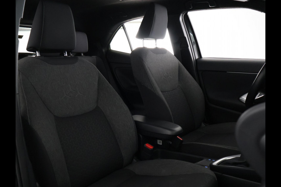 Toyota Yaris Cross 1.5 Hybrid 115 Dynamic Luxury | Stuur- & Stoelverwarming | Apple Carplay & AndroidAUTO | Camera |