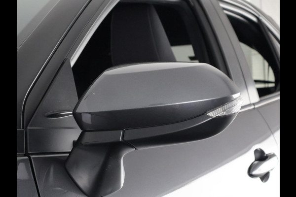 Toyota Yaris Cross 1.5 Hybrid 115 Dynamic Luxury | Stuur- & Stoelverwarming | Apple Carplay & AndroidAUTO | Camera |