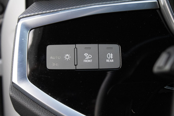 Audi Q3 Sportback 35 TFSI Sline 20 INCH CAMERA MATRIX KEYLESS SFEER