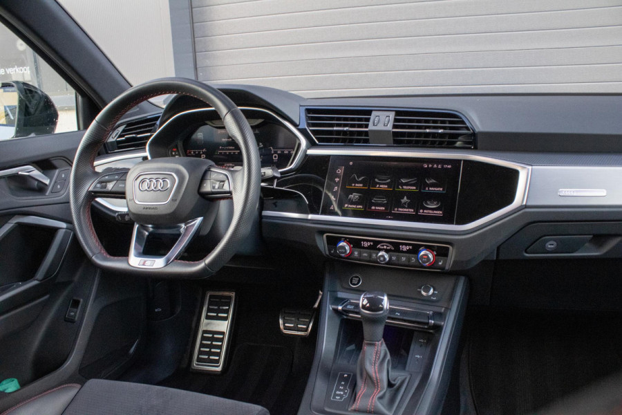 Audi Q3 Sportback 35 TFSI Sline 20 INCH CAMERA MATRIX KEYLESS SFEER