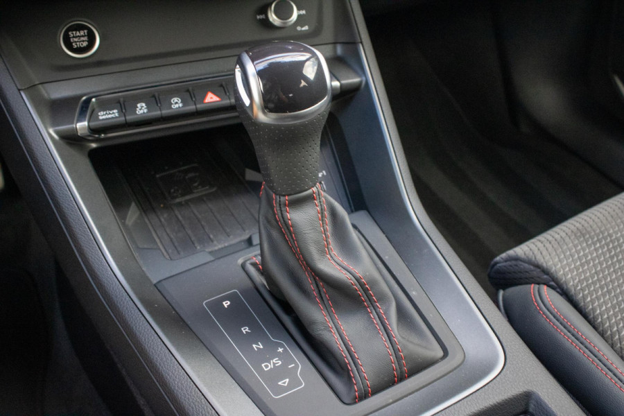 Audi Q3 Sportback 35 TFSI Sline 20 INCH CAMERA MATRIX KEYLESS SFEER
