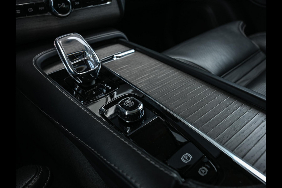Volvo XC90 2.0 T8 Recharge AWD Ultimate Bright 7P. | Panoramadak | Pilot Assist | Harman/Kardon | Stoelverwarming + Ventilatie | HUD | Camera |