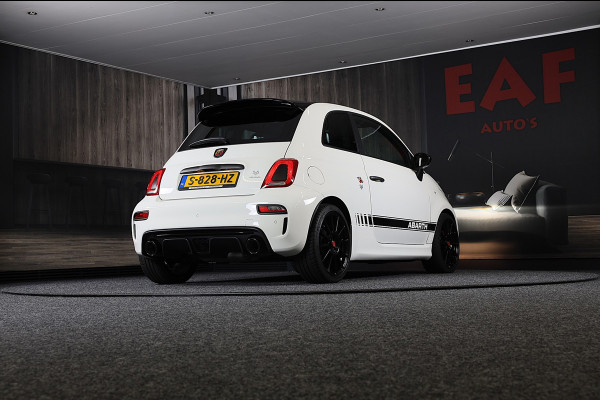 Fiat 500 1.4 T-Jet Abarth Esseesse 70th Anniversary / Sabelt Stoelen / AKRAPOVIC / Carbon / Navi / Ecc / Rode Gordels / Led