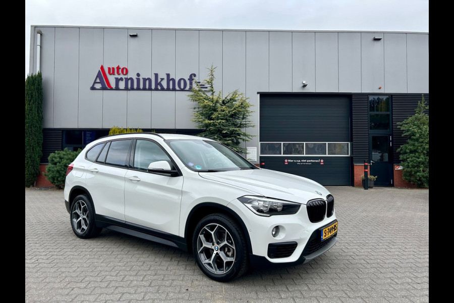 BMW X1 SDrive18i Sport-line