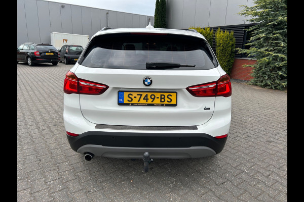 BMW X1 SDrive18i Sport-line