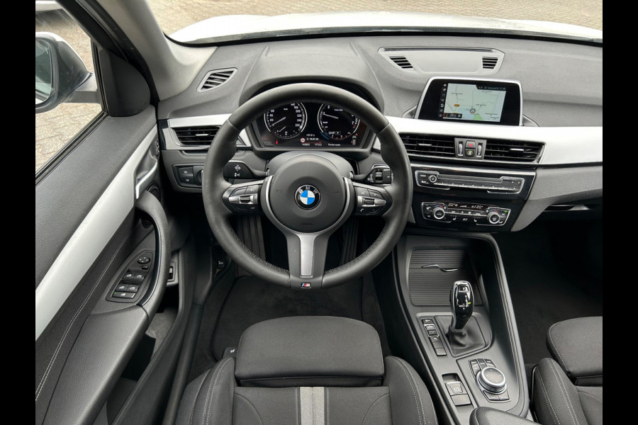 BMW X1 SDrive18i Sport-line