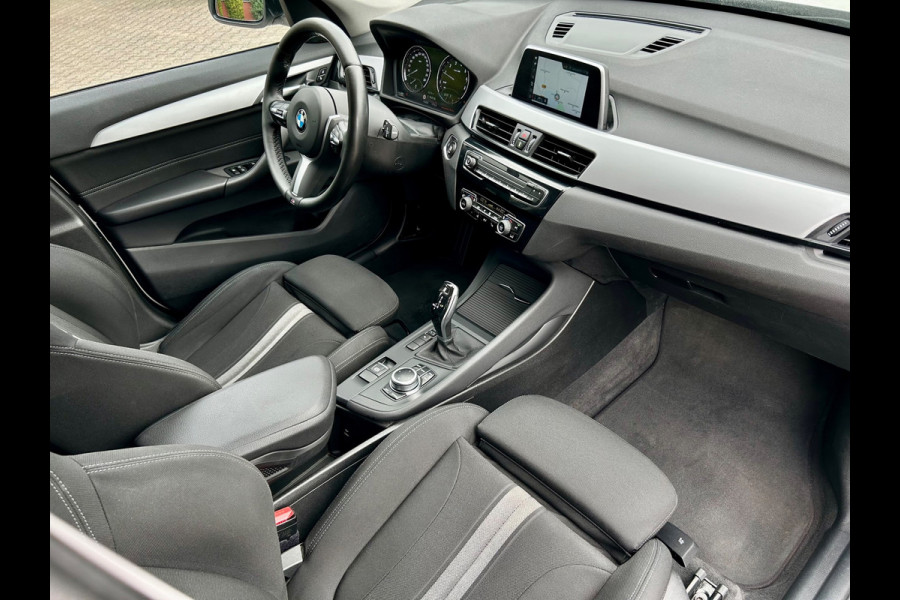 BMW X1 SDrive18i Sport-line