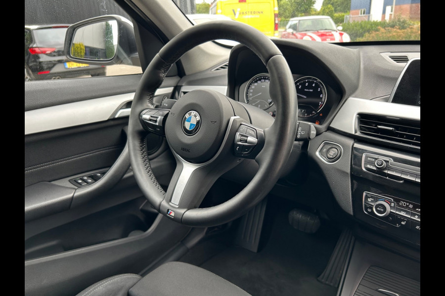 BMW X1 SDrive18i Sport-line