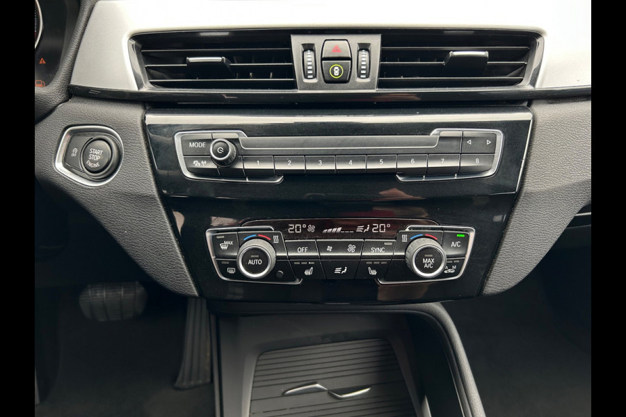 BMW X1 SDrive18i Sport-line