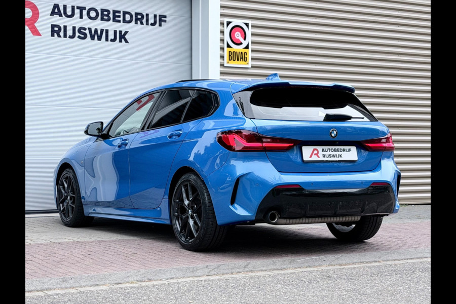 BMW 1-serie 118i Executive Edition Pano/Camera/HuD